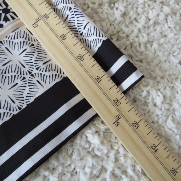 The Limited Collection Women's Boatneck Blouse with Flared Sleeves Medium - Picture 7 of 9